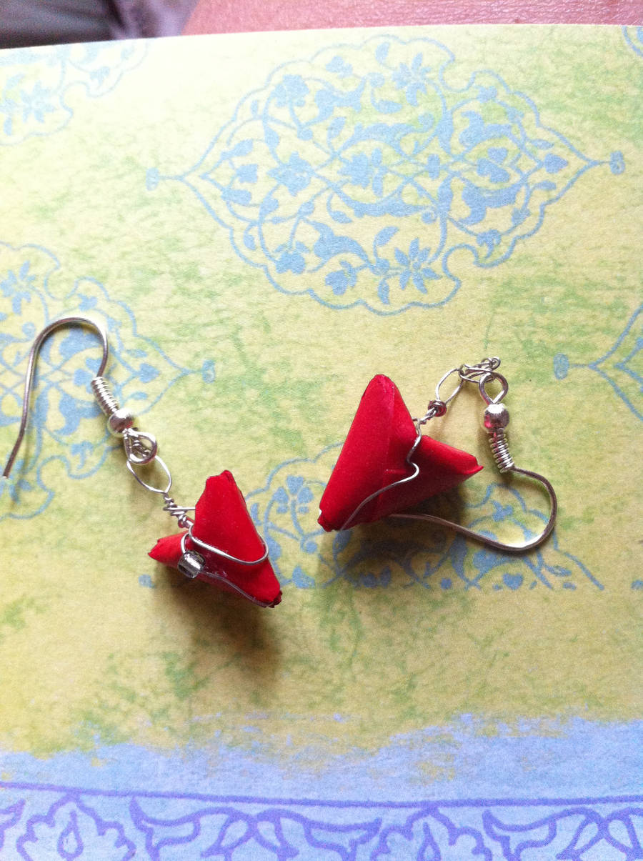 Origami Red Paper Heart Earrings for Valentine's by ArtisticVibrancy