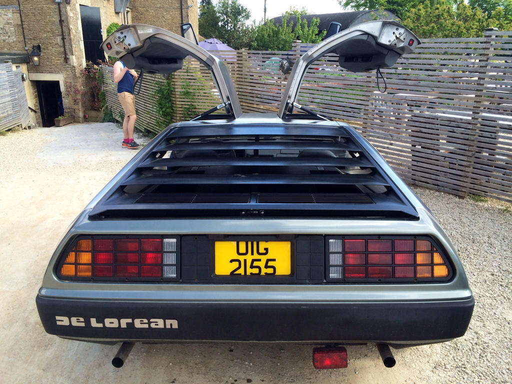 Delorean dmc12 rear by Car-lover33 on DeviantArt
