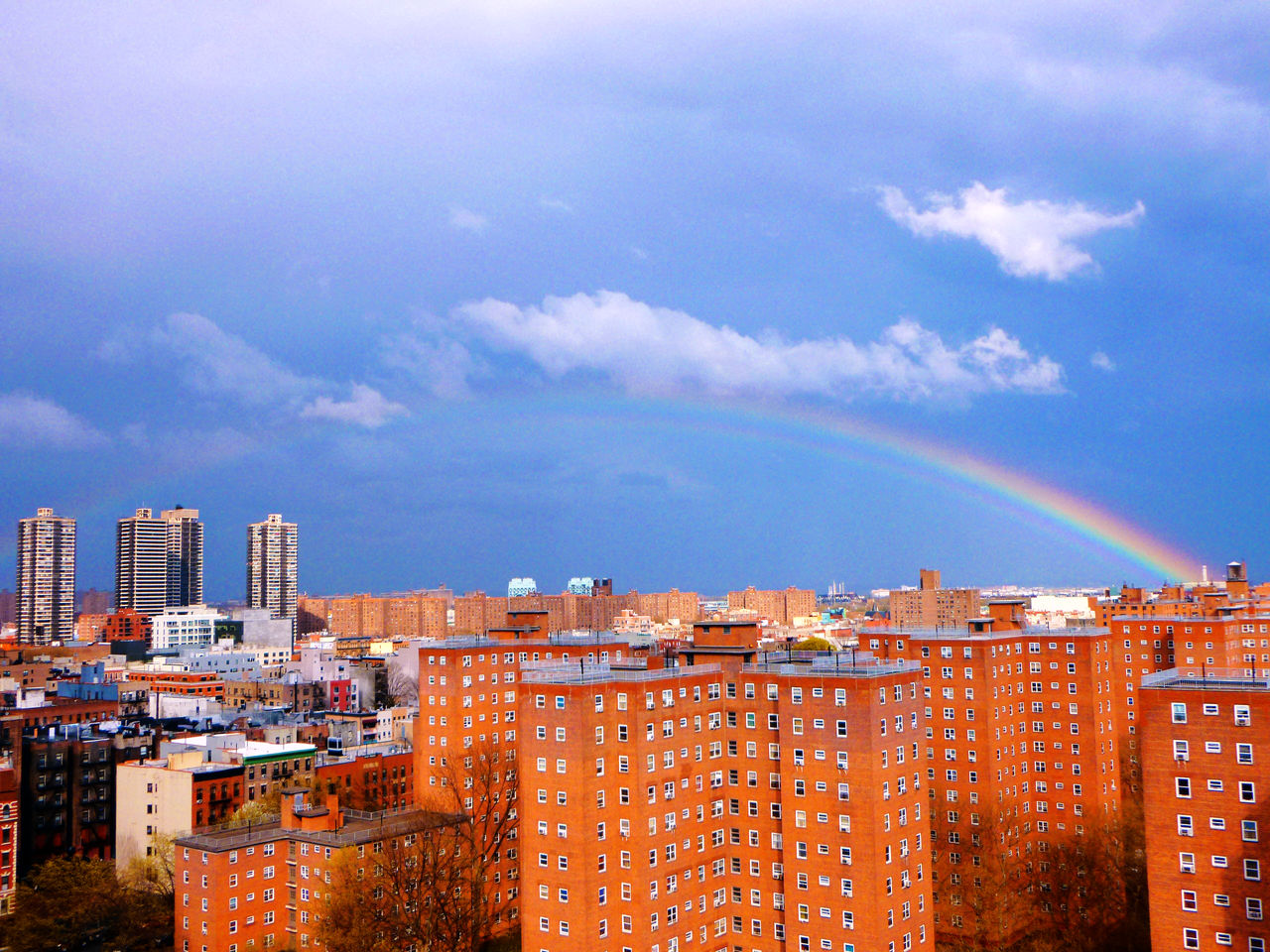 Rainbow over E. Harlem 003