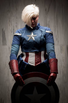 Captain America Genderswap Cosplay