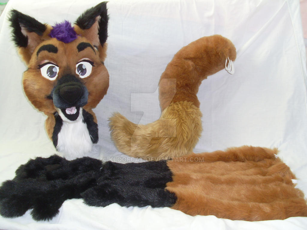 Mexy - Maned Wolf - Fursuit partial