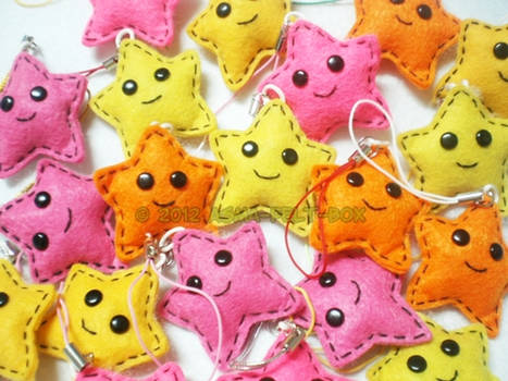 Happy Star Felt Keychains