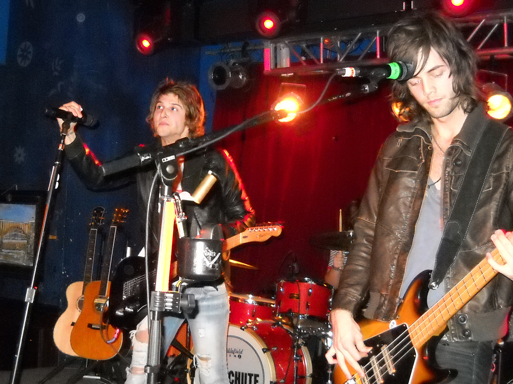 Hot Chelle Rae Photo 03