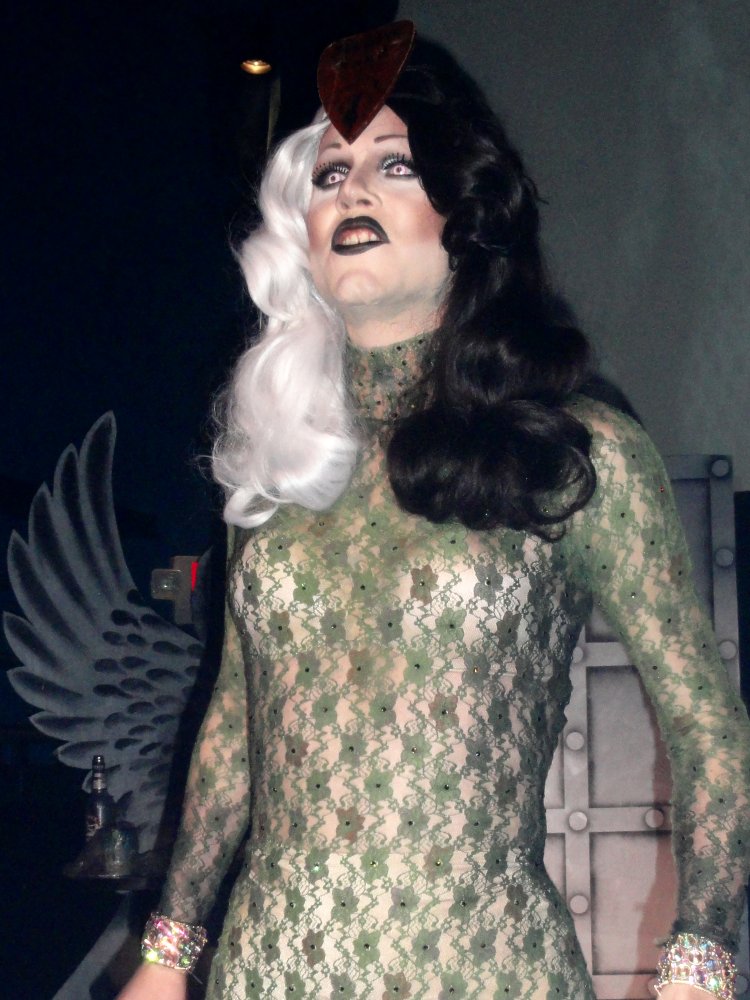 Sharon Needles 19