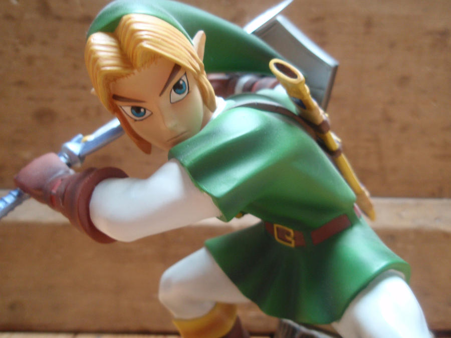 Legend Of Zelda Link Statue