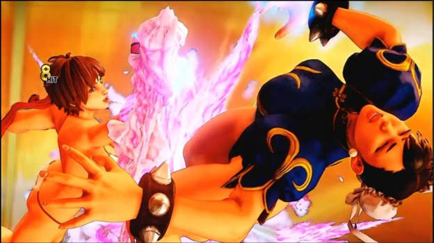 A KO punch from Sakura sent Chun Li blackout