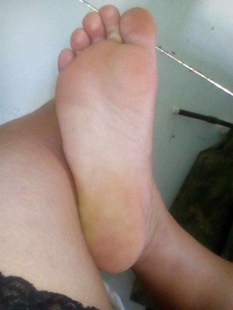 Feet female badoo