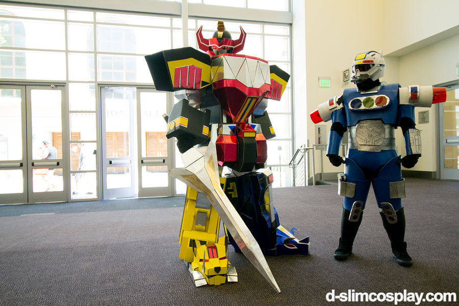 Mighty Morphin Megazord and Blue Senturion