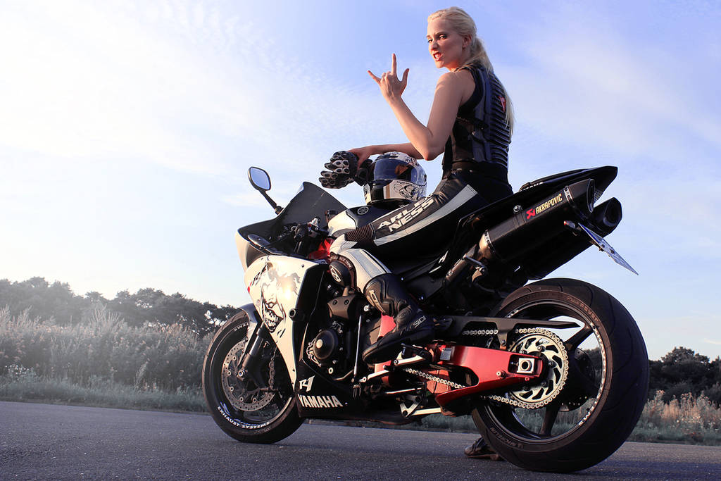 2009 Yamaha YZF-R1 Rn22 by KaylaDavion