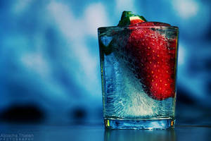 Frozen Strawberry by AljoschaThielen