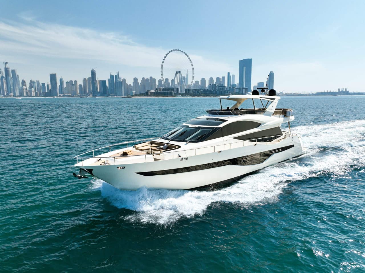 Yachts for rent in Dubai