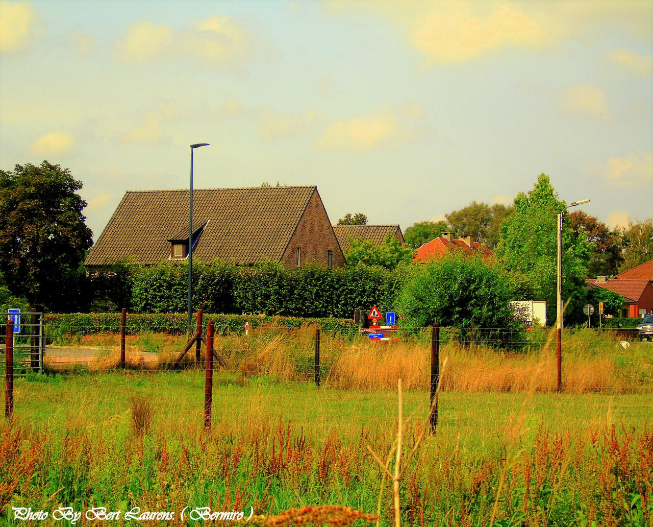 That house I live there.