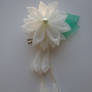 White organza kanzashi headpiece