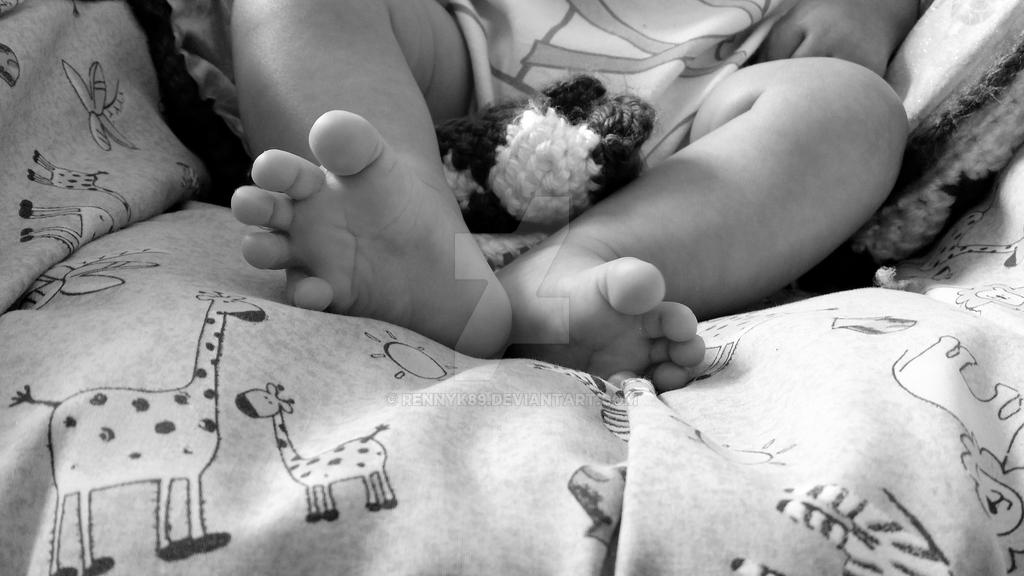 Deviantart Counting Toes Counting toes by RennyK89 on DeviantArt