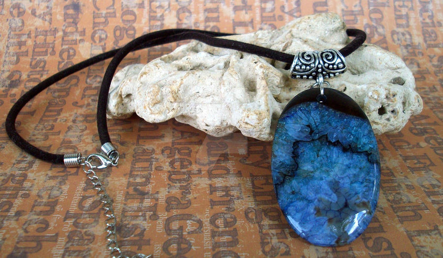 Blue Agate Geode Necklace