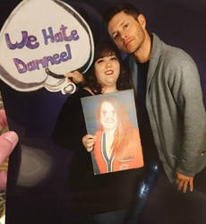 Jensen Ackles with fan of danneel