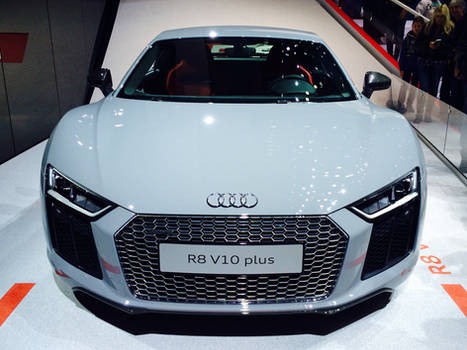 Audi R8 V10plus