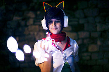 Ahri Arcade Cosplay at night