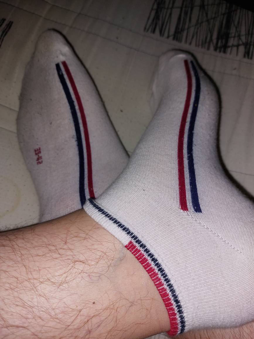 Quinton recommends best of Fetish for male socked feet Real amature women at a gloryhole