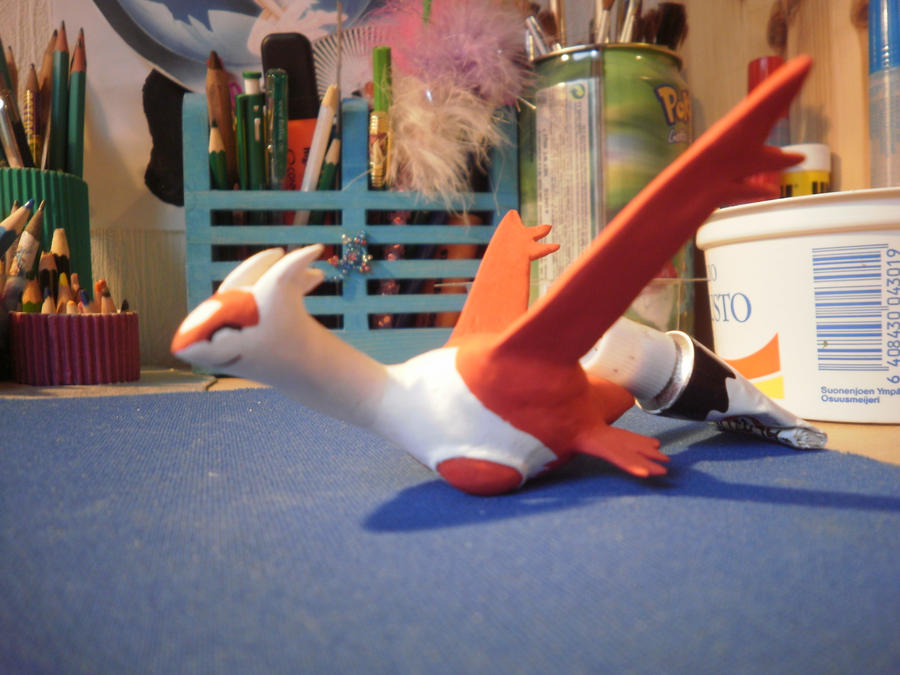 Latias figure