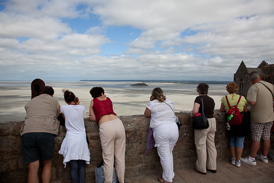 Saint Michel Tourists