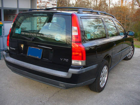 2001 Volvo V70 (Rear)