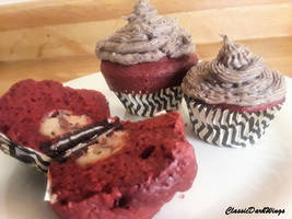 Red Velvet Cookie Dough and Oreo Cupcukes