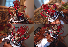 The Red Queen Crown