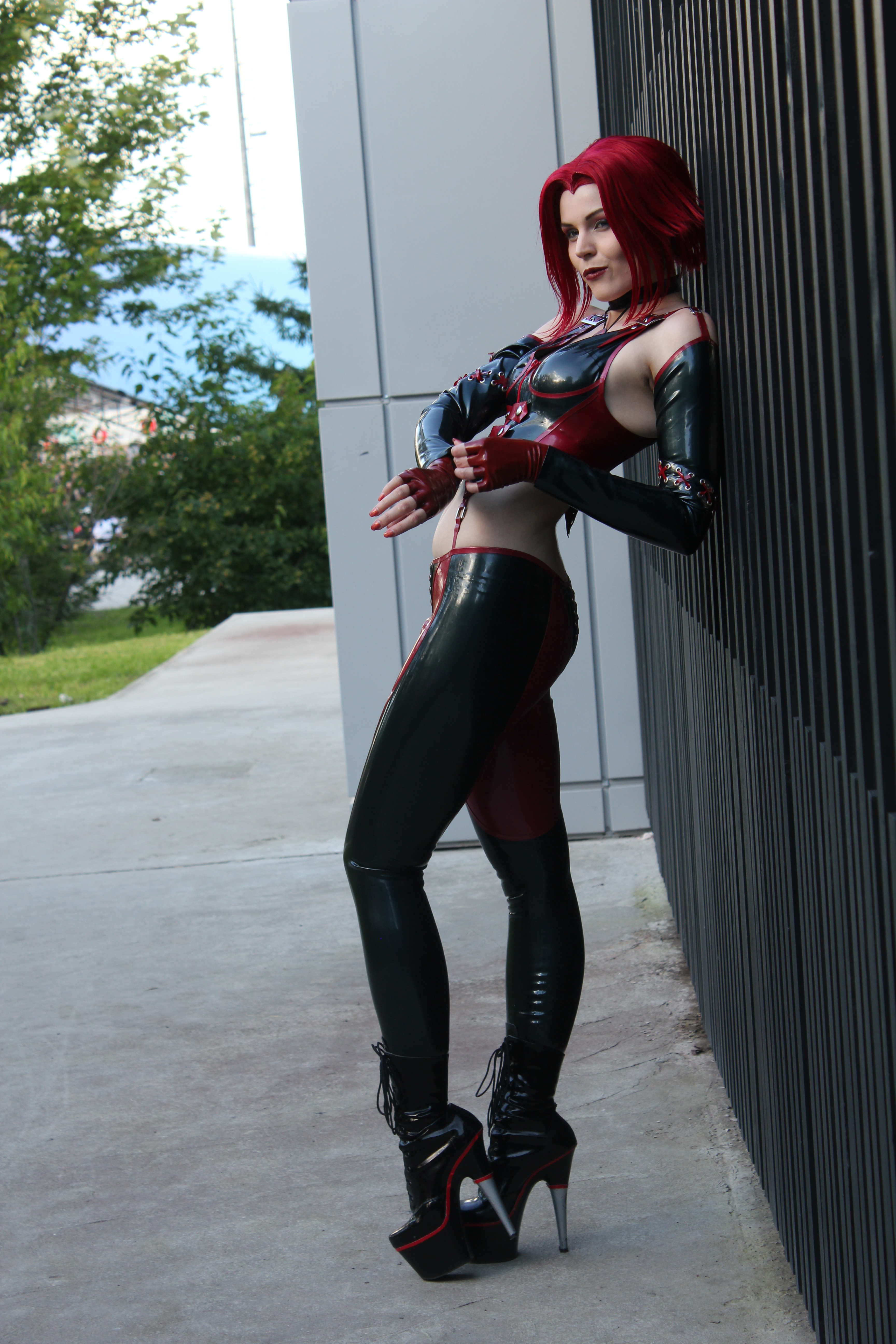 Anya iChios as Rayne (BloodRayne) 40