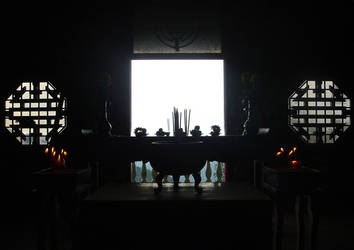 Thien Kung's altar