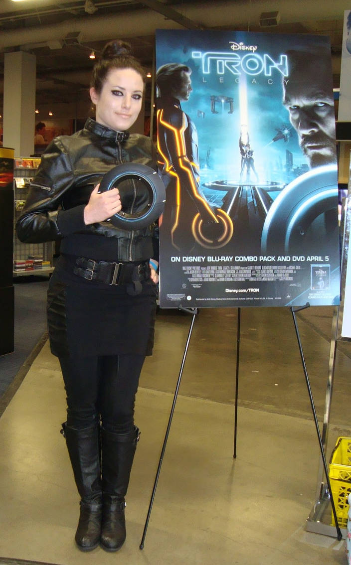 TRON Program by AuroraHermione on DeviantArt