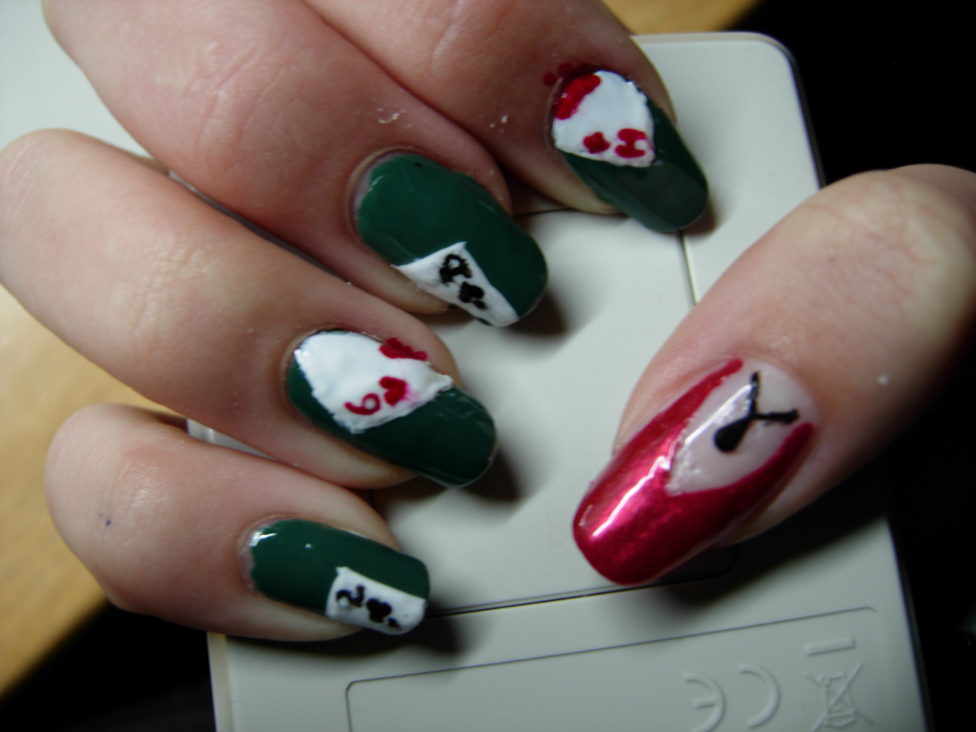 Poker nails 2