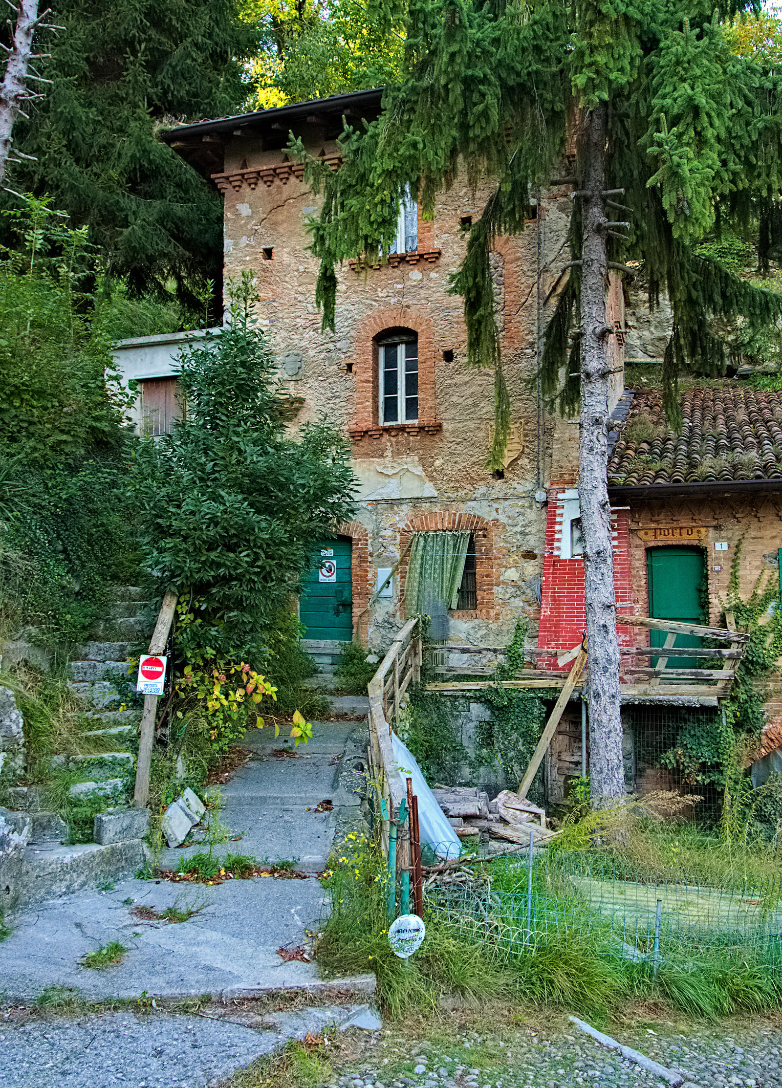 Decay by Sergiba on DeviantArt