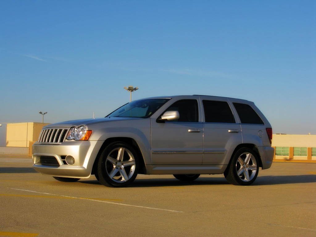 Jeep_SRT8_1