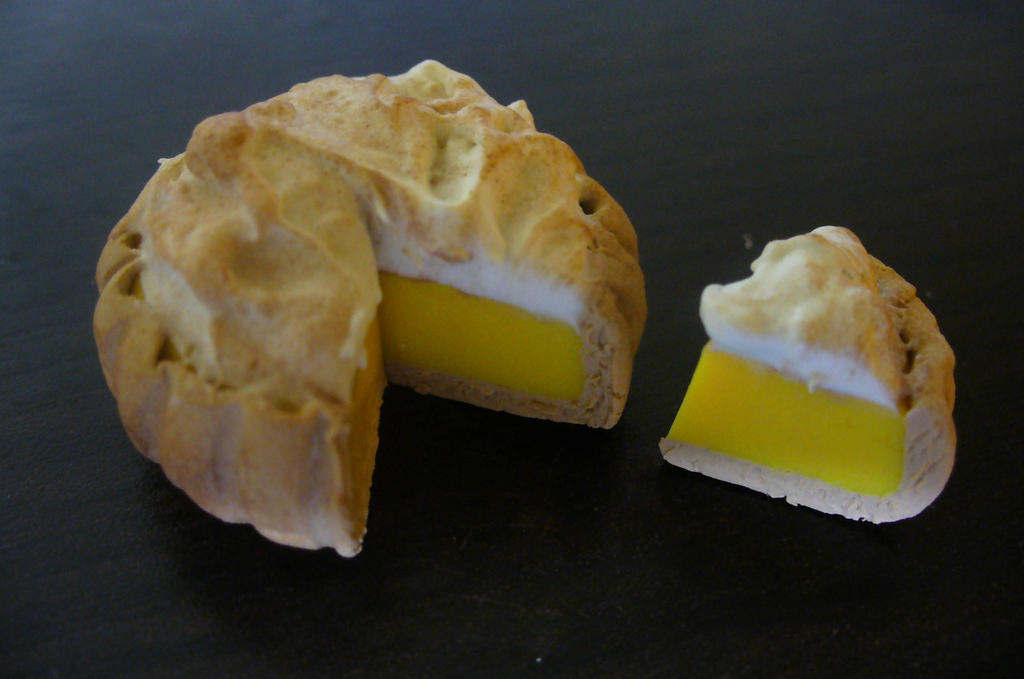 Lemon meringue pie