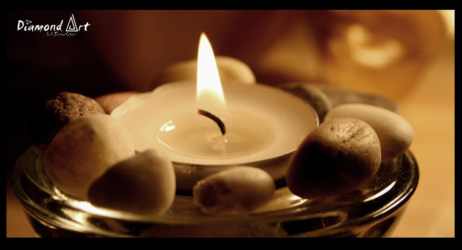 warm candle light by ShizayaLover