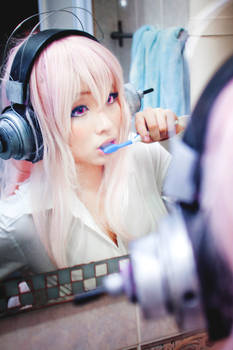 Super Sonico : Brush