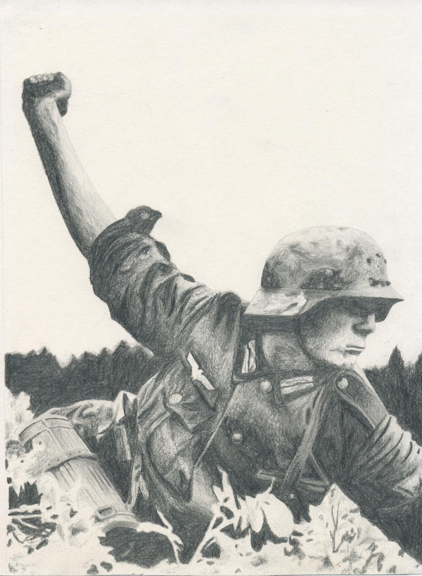 Солдаты кидают. Солдат вермахта с гранатой. Солдат вермахта с лопаткой. Немецкий солдат в каске. Граната фашистов.