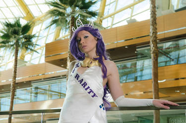 Rarity Cosplay Youmacon 2012