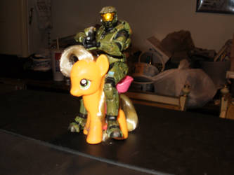 Master Chief and Applejack