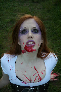 Zombie Girl 01