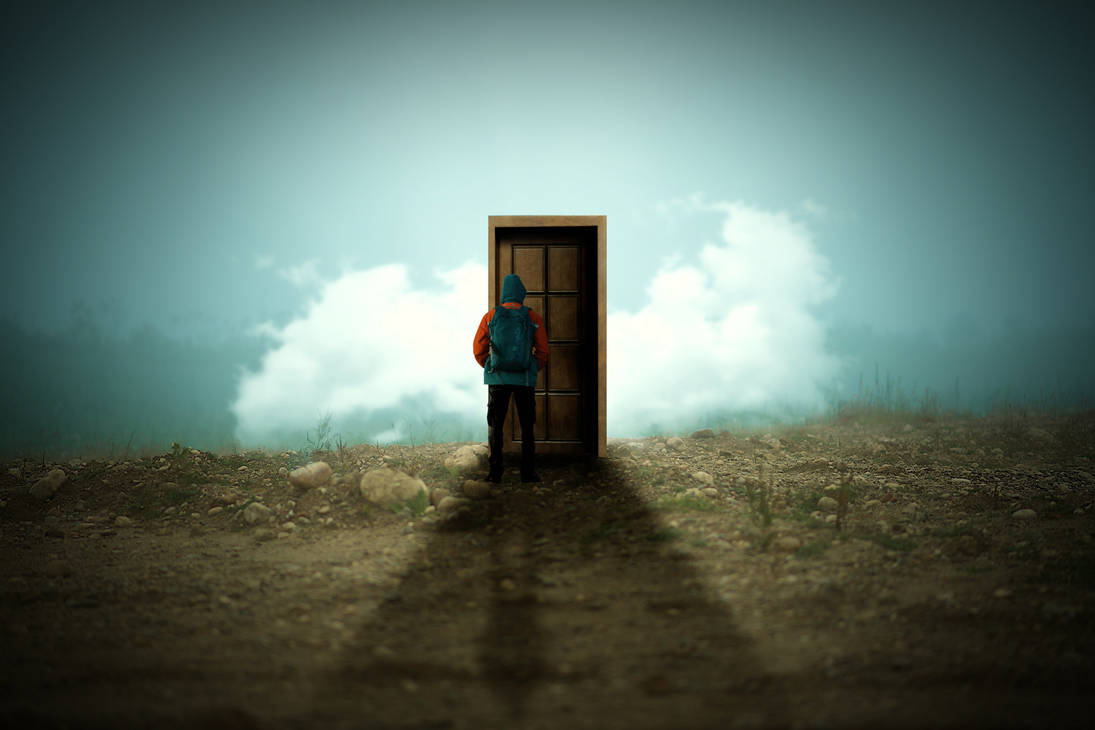 Безумная дверь. Открытая дверь. Дверь в новую жизнь. Дверь в иной мир. Дверь в никуда.