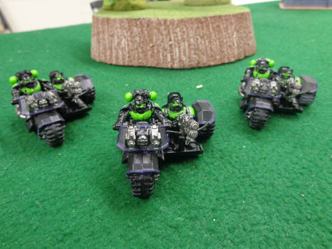 Space Marine Attack Bikes