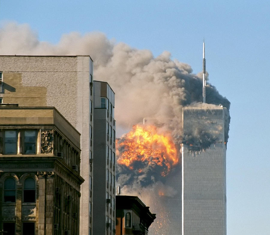 Ужасные события истории. Башни-Близнецы 11 сентября 2001. Сентябрь 2001 башни Близнецы. Атака на башни Близнецы 11 сентября.