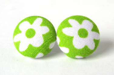 Green flower earrings by KooKooCraft