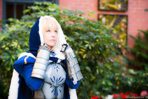 Saber Cosplay: Light Above Me