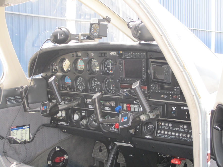 Piper Cockpit by jetblast96 on DeviantArt