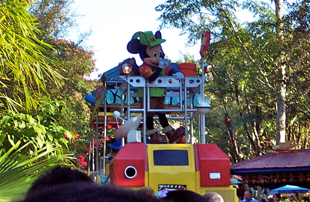 Jungle Parade Mickey Mouse 2