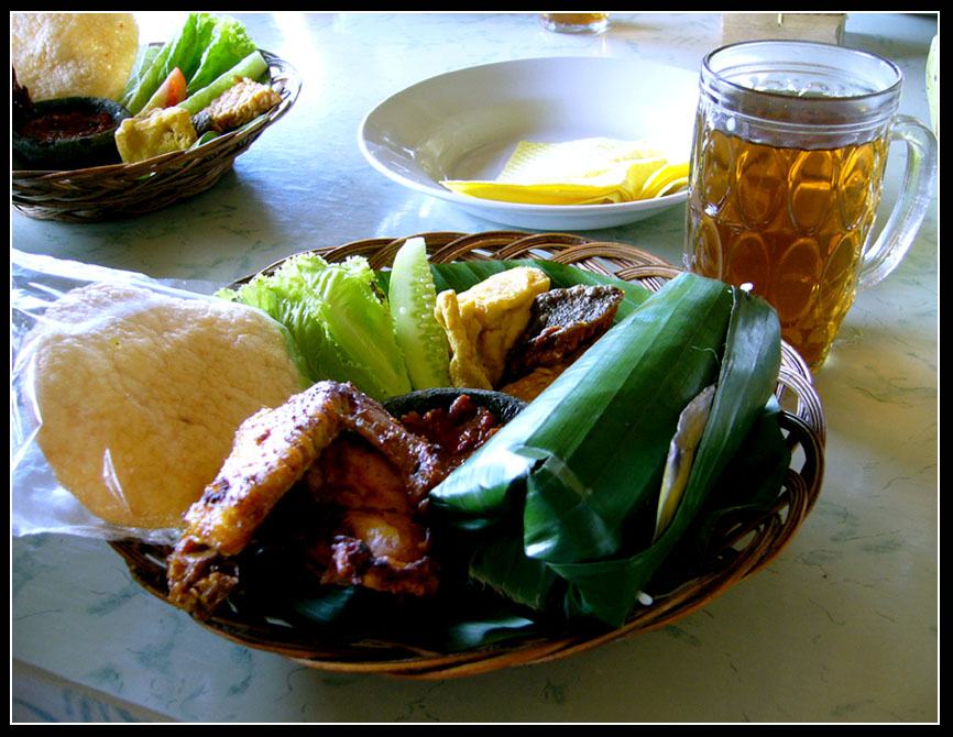 Nasi Timbel Komplit