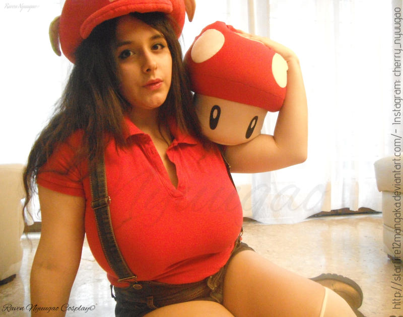 Mushroom Girl- Mario Genderbend